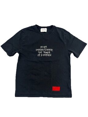 CHNGE Black w/ Don’t Underestimate the Power of a Woman Embroidered T-shirt Sz S
